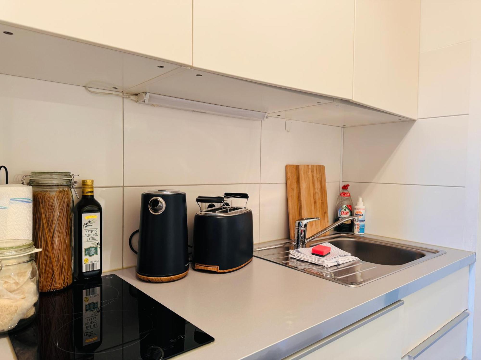 Klassen Stay - Designer Altbau Apartment Mit 2 Zimmer - Naehe Zentrum Und Rhein Koblenz  Bagian luar foto