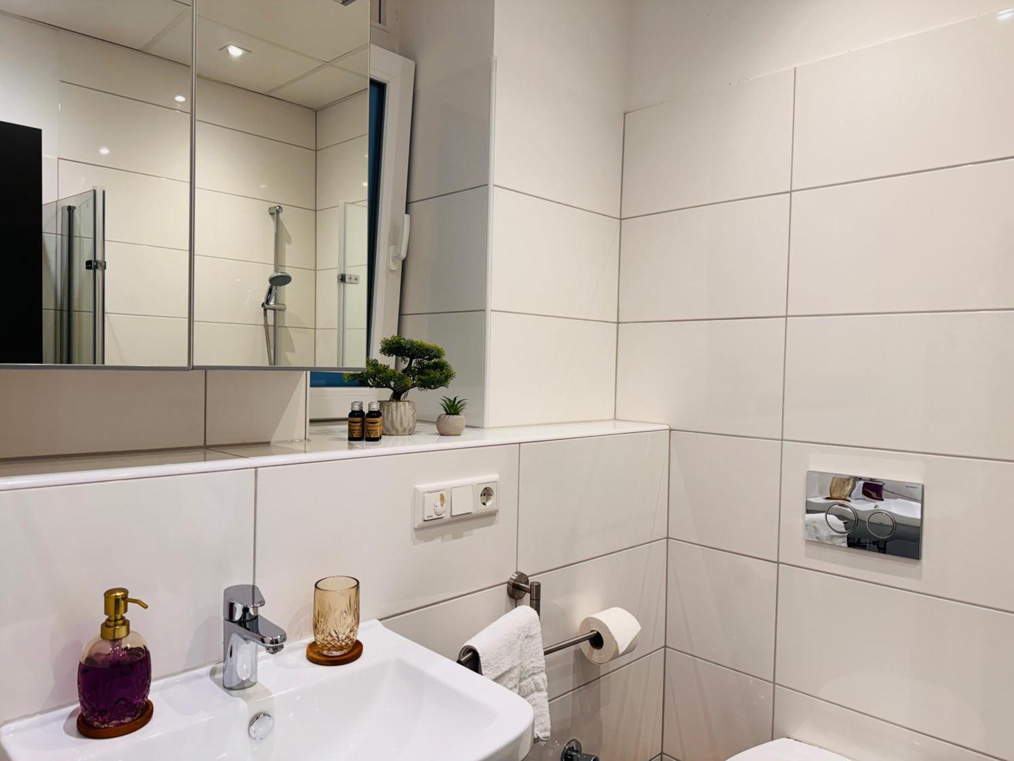 Klassen Stay - Designer Altbau Apartment Mit 2 Zimmer - Naehe Zentrum Und Rhein Koblenz  Bagian luar foto