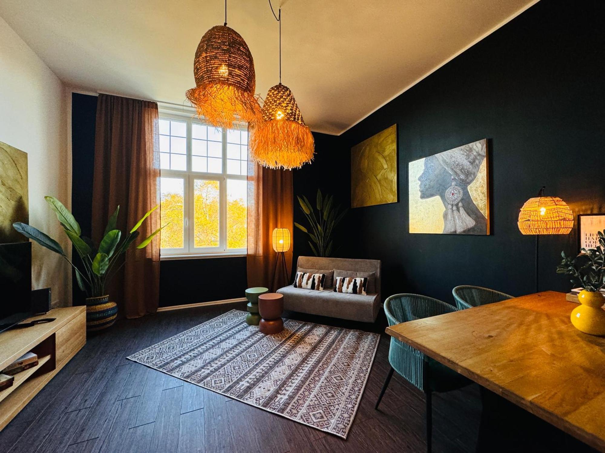 Klassen Stay - Designer Altbau Apartment Mit 2 Zimmer - Naehe Zentrum Und Rhein Koblenz  Bagian luar foto